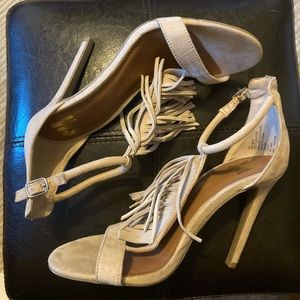 Women’s Heels With Fringe